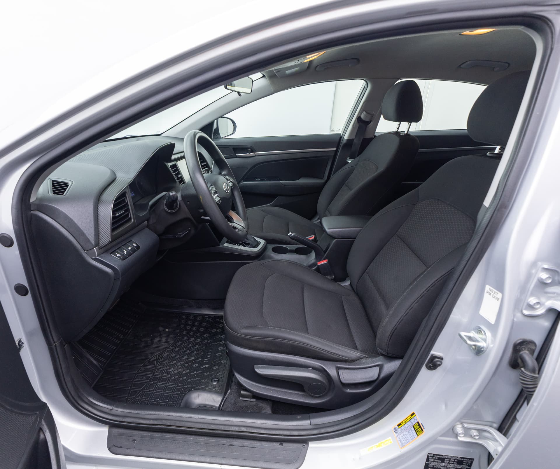 HYUNDAI Elantra 2020 - 9