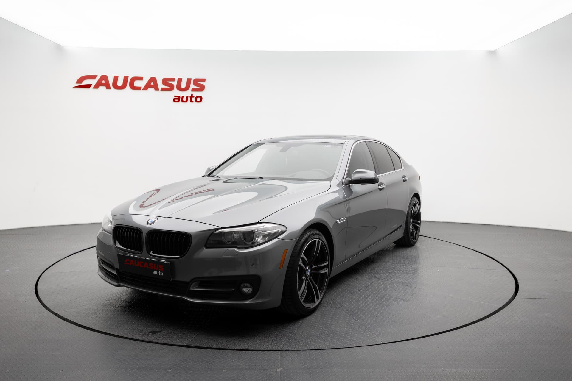 BMW 528i 2016 - 1