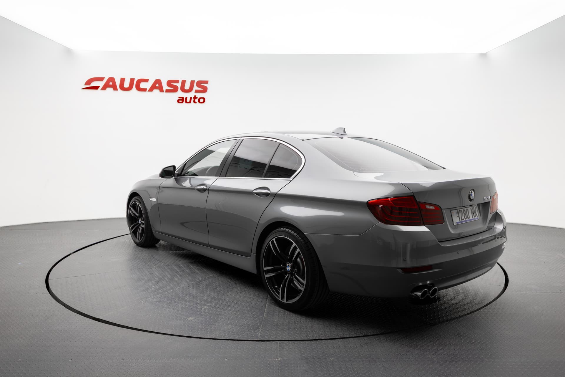 BMW 528i 2016 - 6