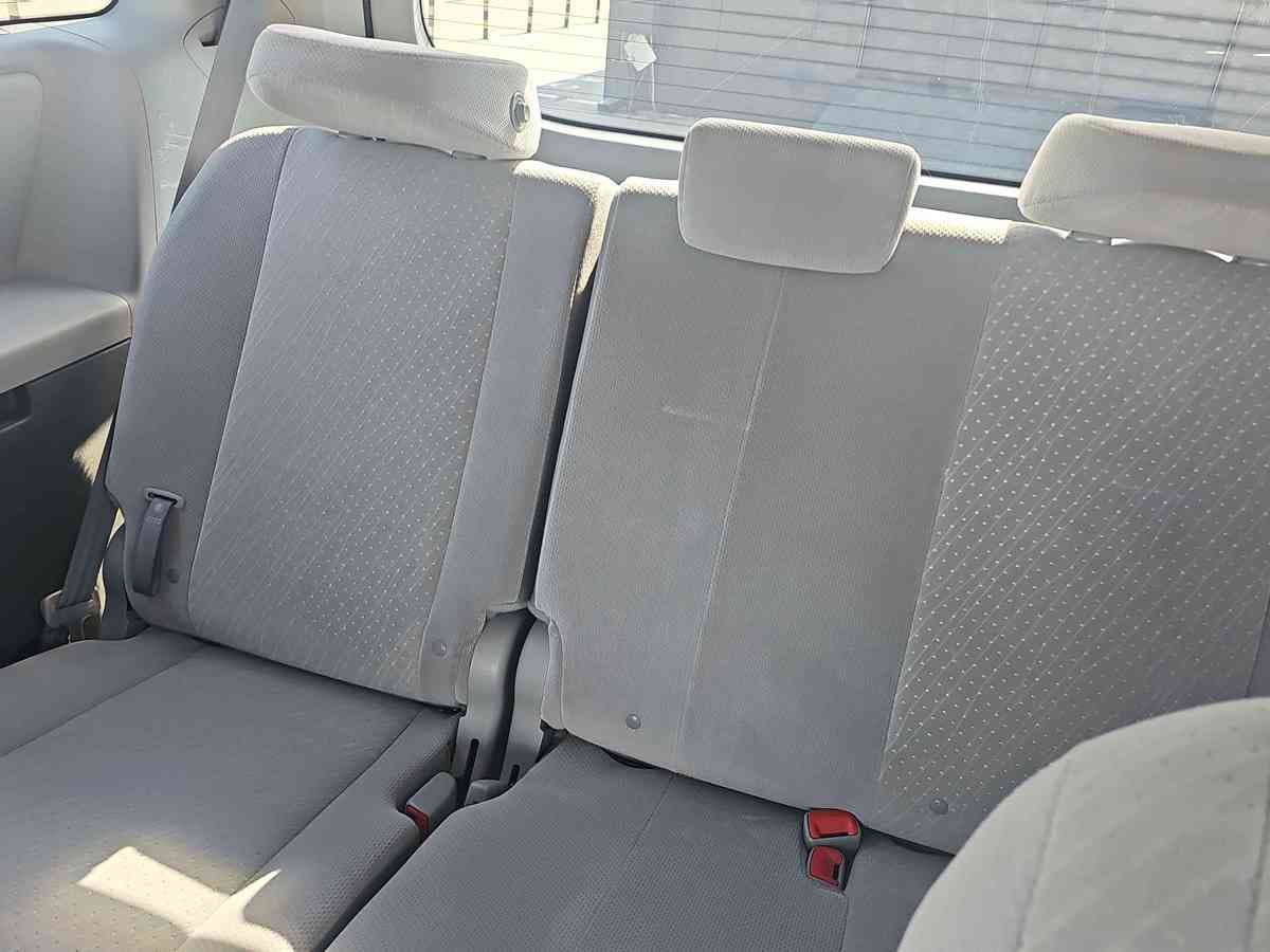 TOYOTA Sienna 2019 - 8