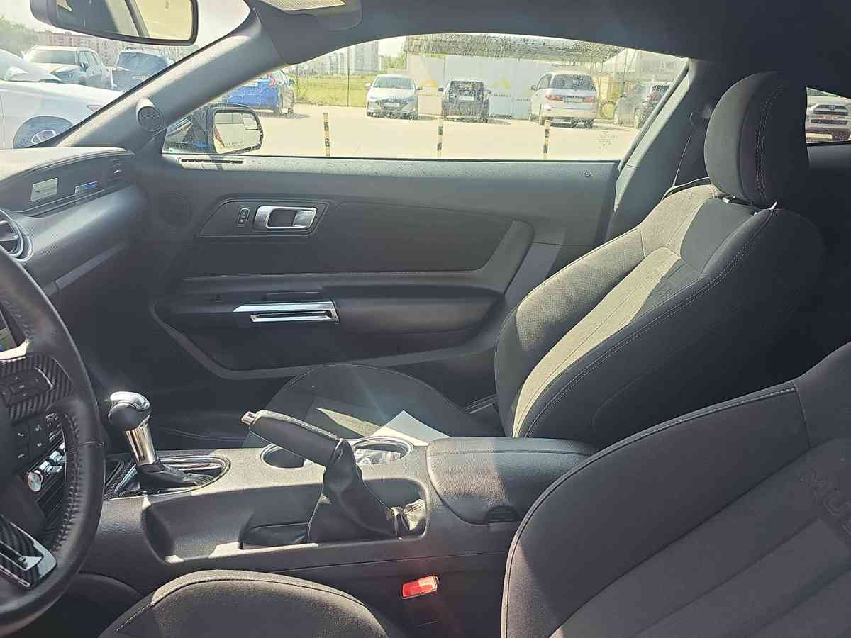 FORD Mustang 2019 - 9