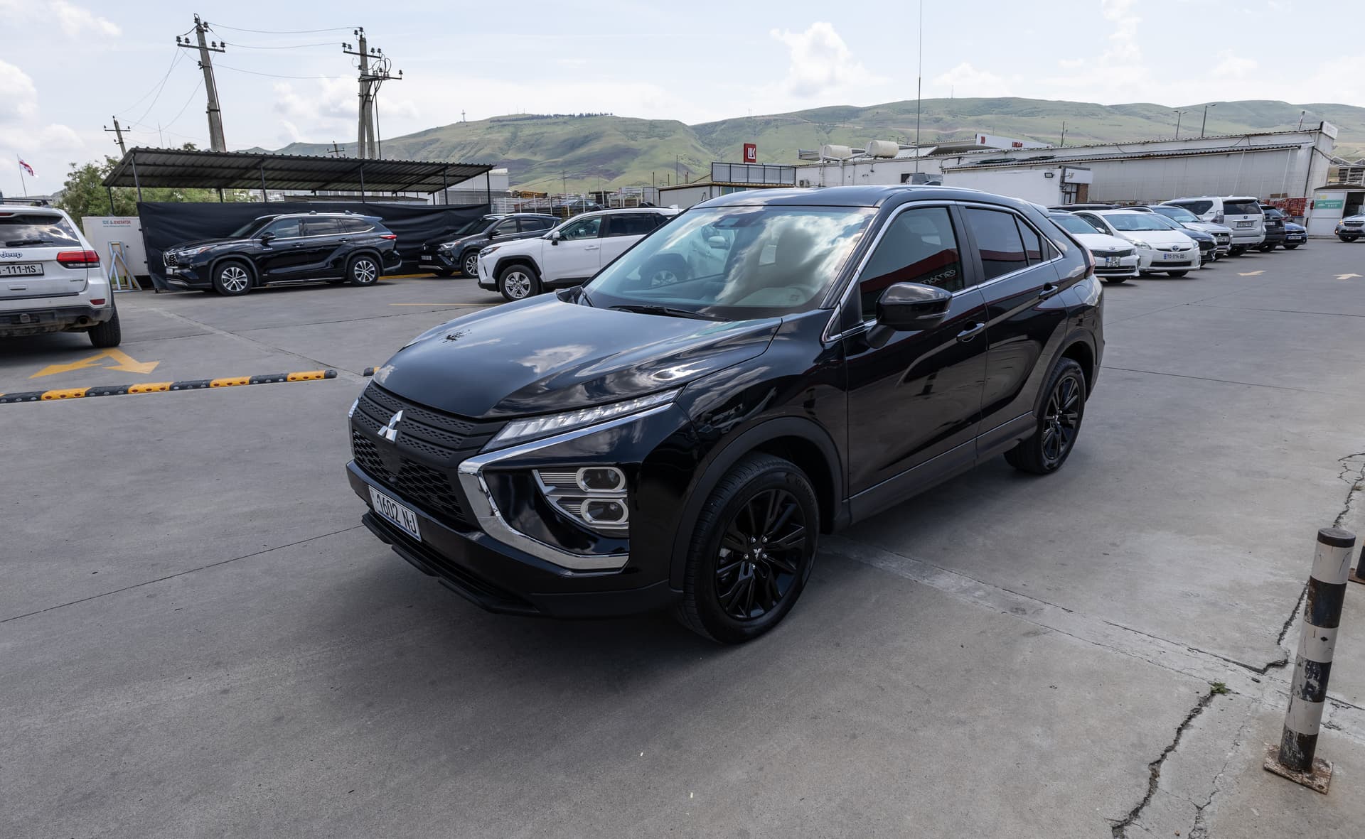 MITSUBISHI Eclipse Cross 2023 - 1