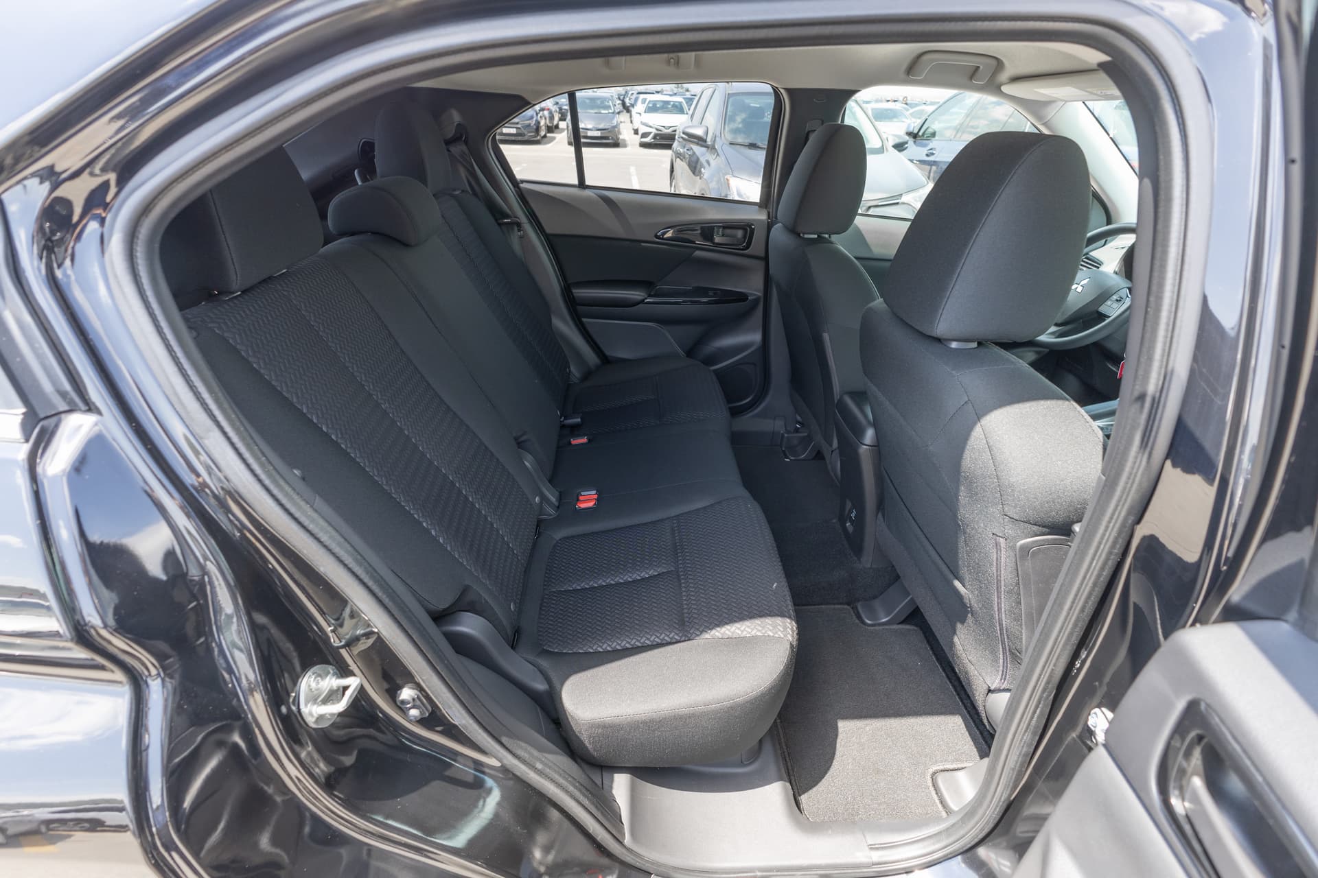 MITSUBISHI Eclipse Cross 2023 - 8