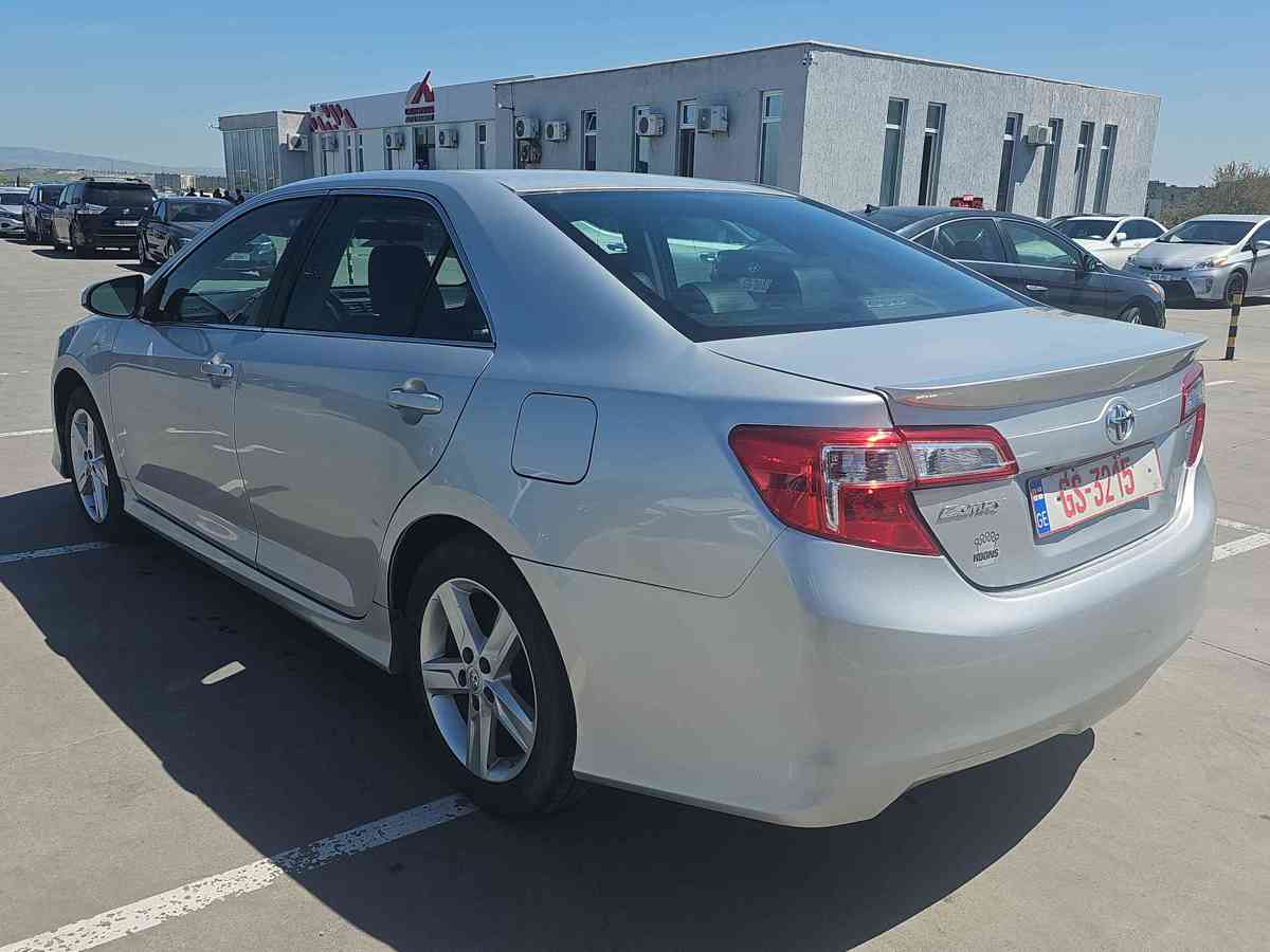 TOYOTA Camry 2014 - 6
