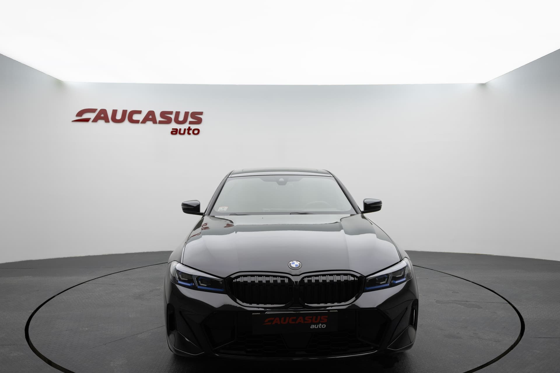 BMW 330i 2025 - 2