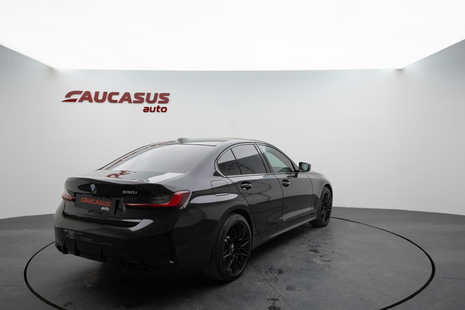 BMW 330i 2025 - 6