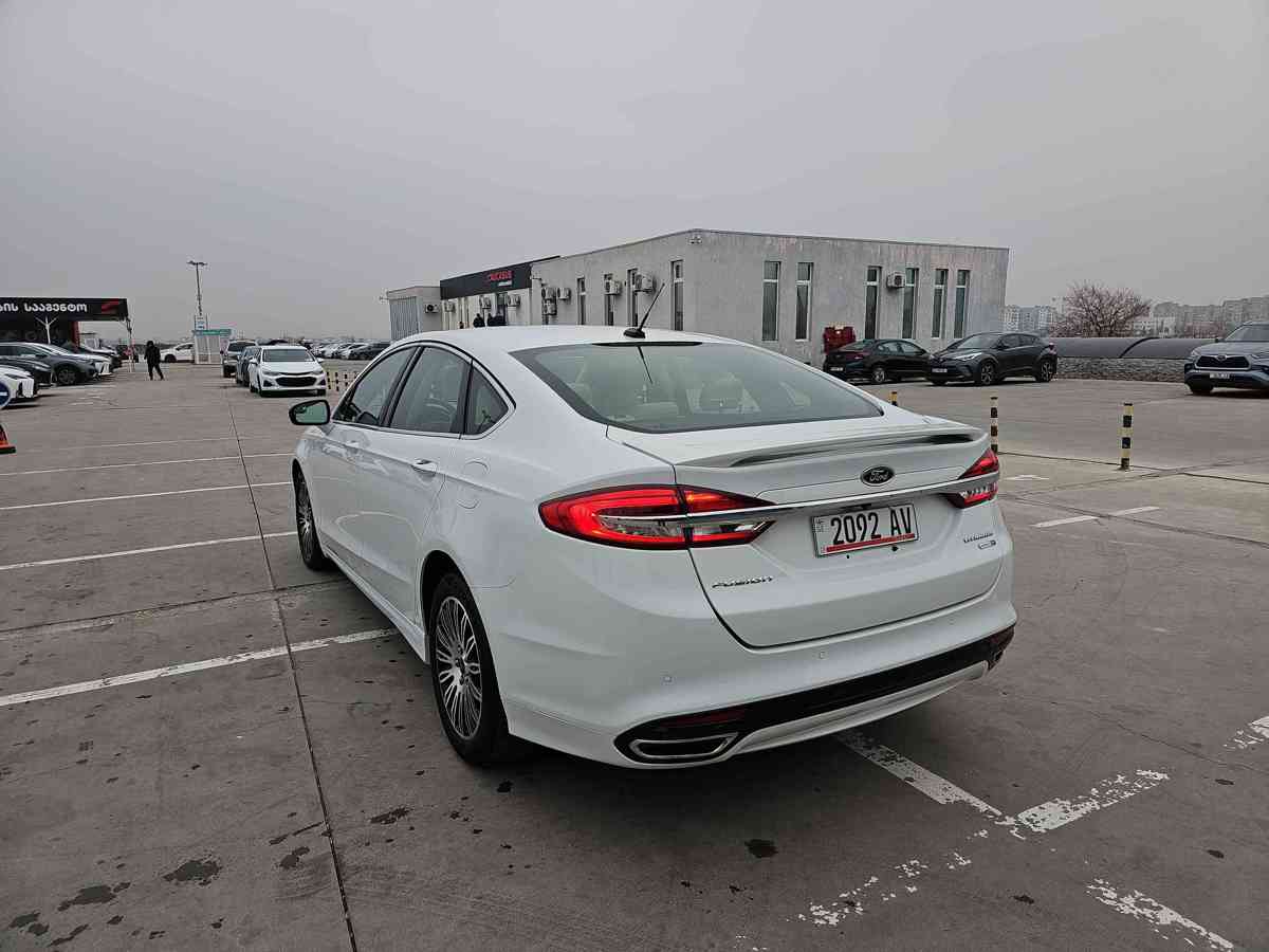 FORD Fusion 2018 - 8