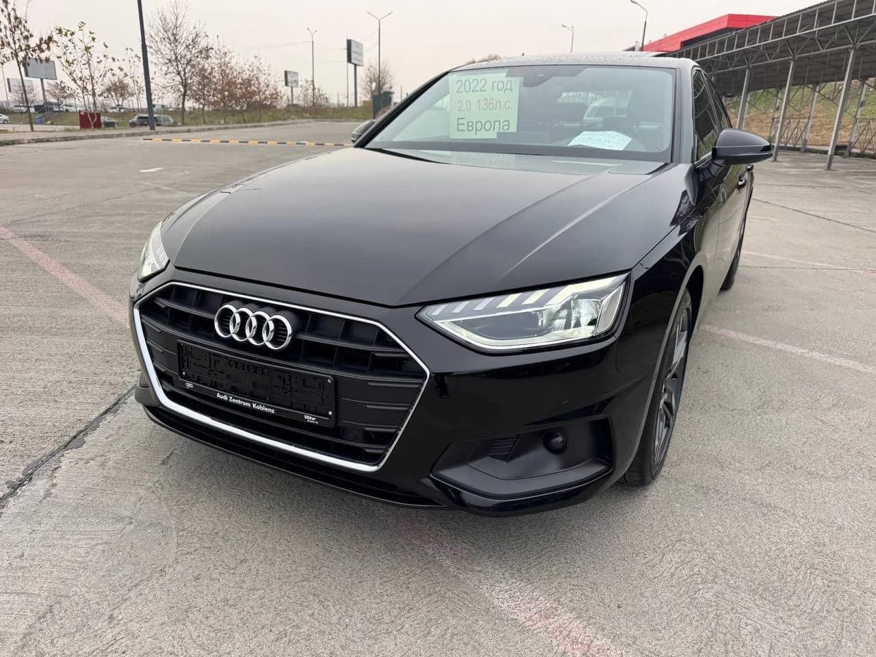 Audi A4 2022 - 1