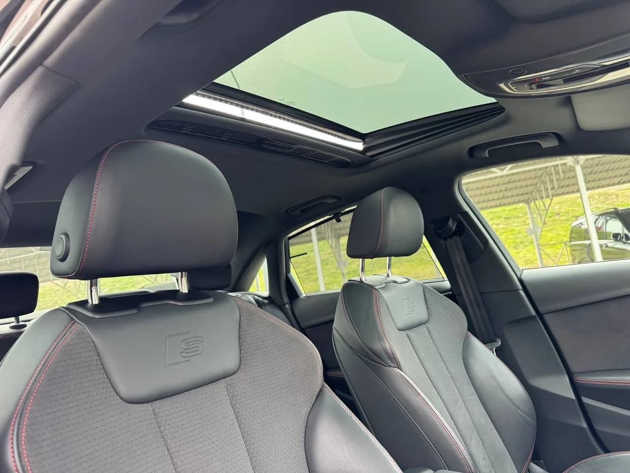 Audi A4 2022 - 5