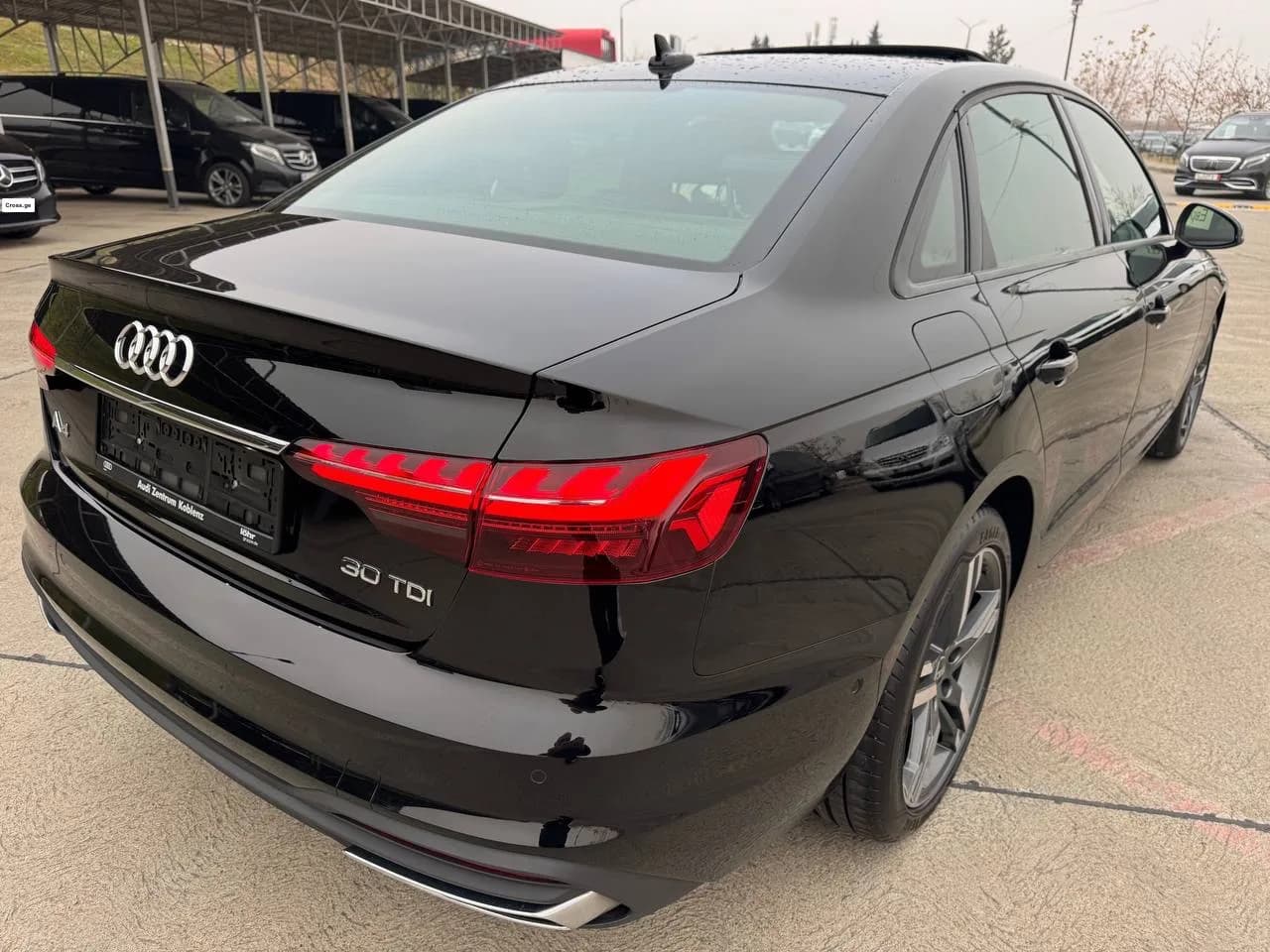 Audi A4 2022 - 9